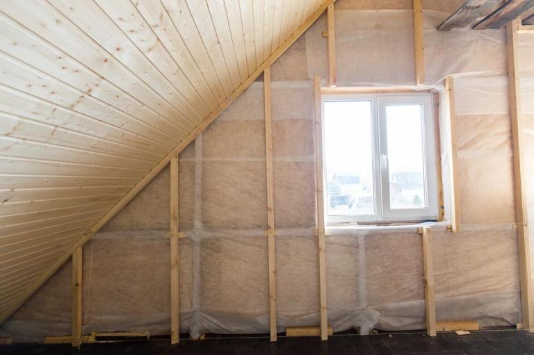 La certification RGE garantit la qualité des travaux d'isolation de toiture réalisés à Chartres.